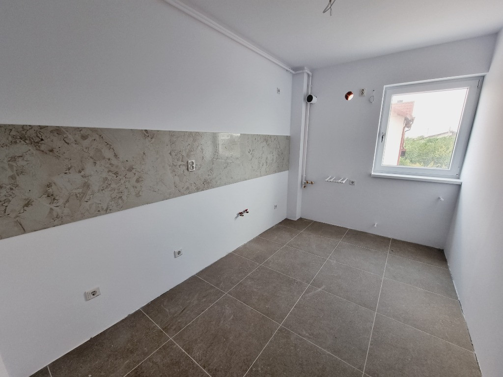 Apartament 2 camere,str diamantului,Mutare rapida,comision 0