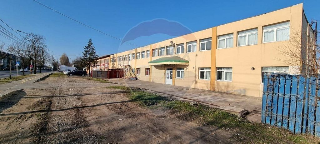 Spațiu / 600mp / Bulevardul Bucuresti