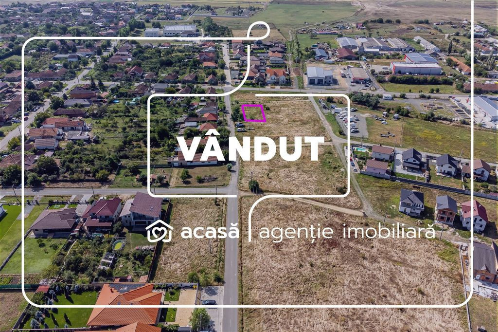 VÂNDUT! Teren ideal pentru construcții în Livada Sânl...