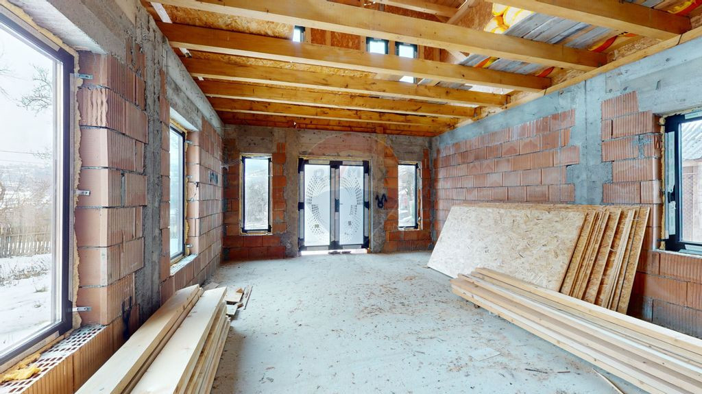 Comision 0% | Casa / Vila la rosu | Vedere la Muntii Buce...