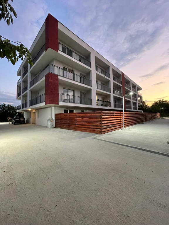 Garsoniera -MOBILATA UTILATA -PARCARE INCLUSA