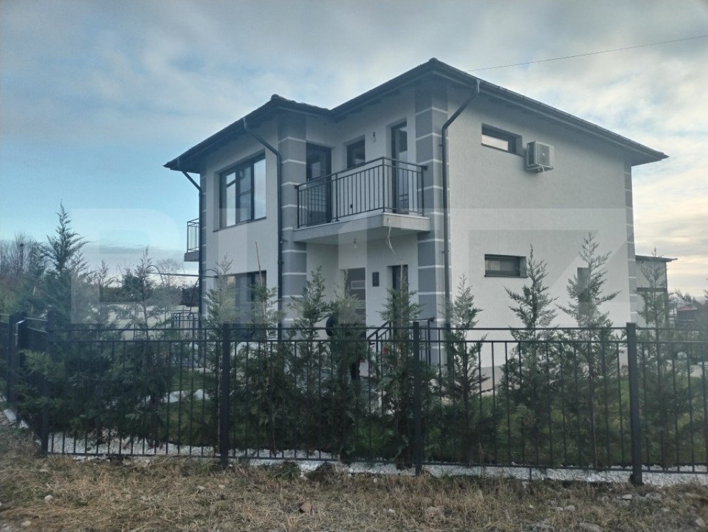 Vilă de lux complet mobilată și utilată, Valea Voievozil