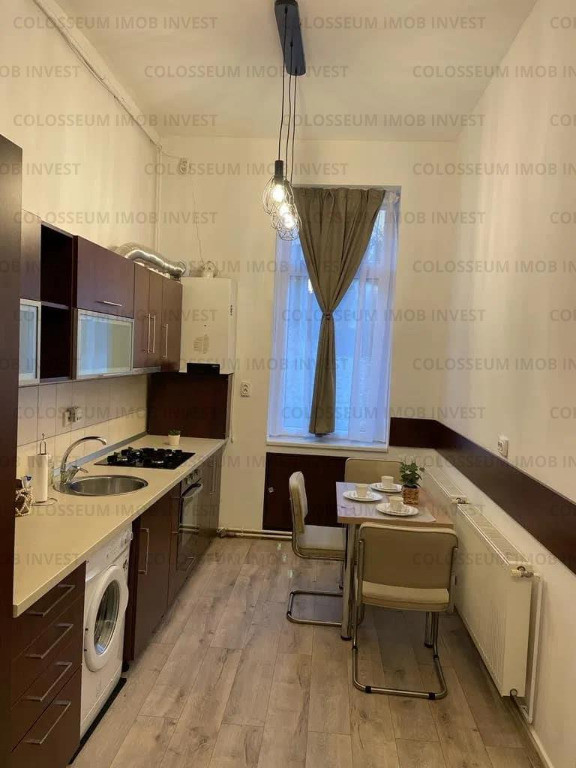 Apartament cu 2 camere, - zona Centru Civic...