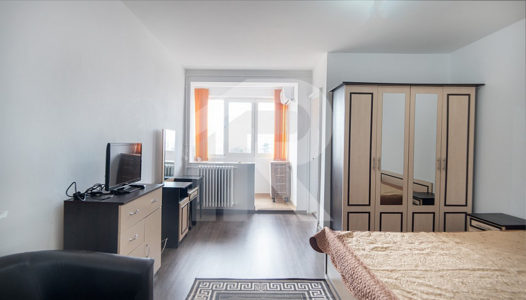 Garsoniera proaspăt renovata -