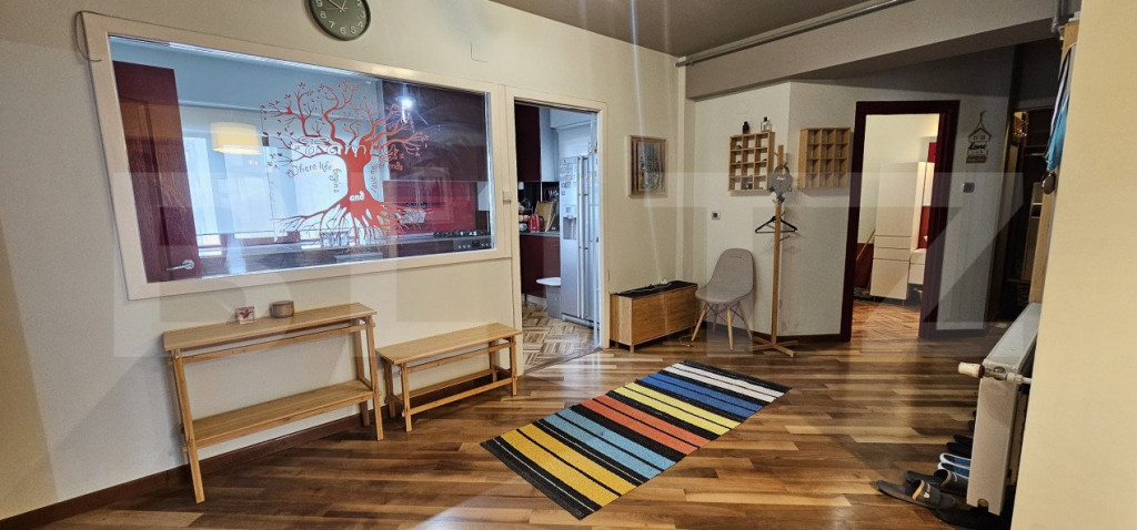 Apartament de lux cu 4 camere, 148 mp, la etajul 1, Targovis