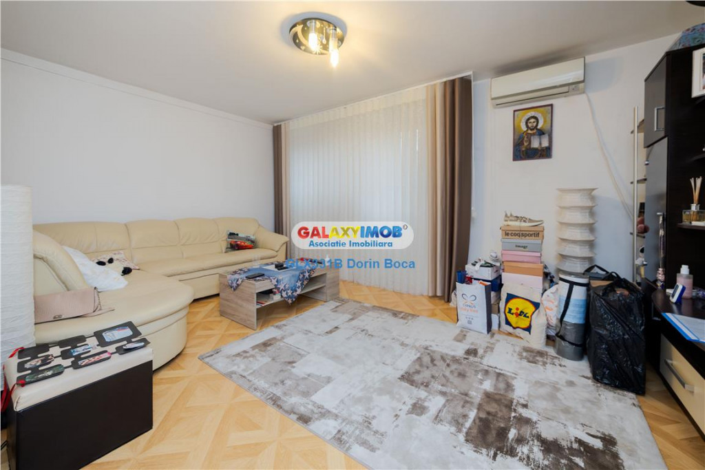 Apartament 4 camere METROU 1 DECEMBRIE 1918