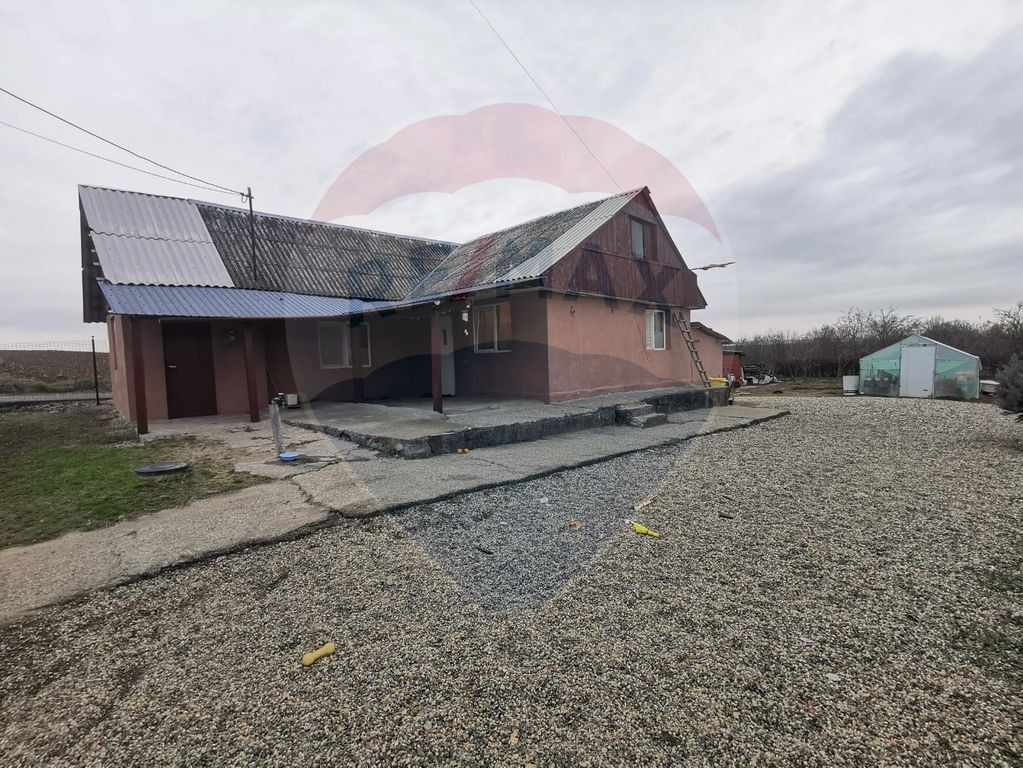 Casa de Vanzare in Zona Linistita sau Schimb cu Apartamen...