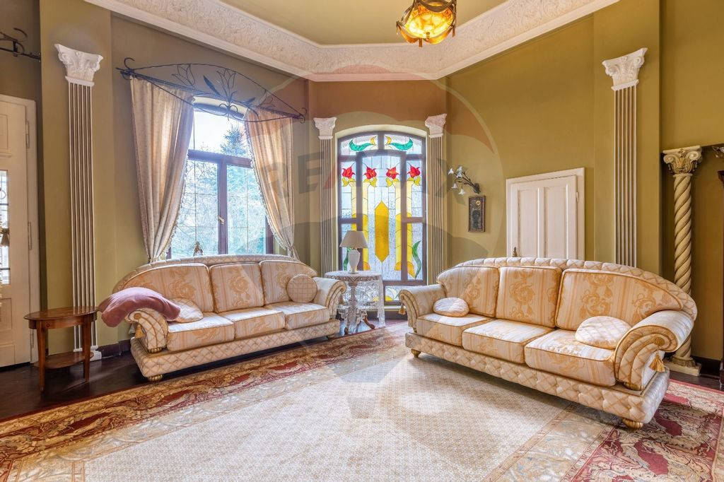 Casa deosebită în centrul orașului Alba Iulia – o op...