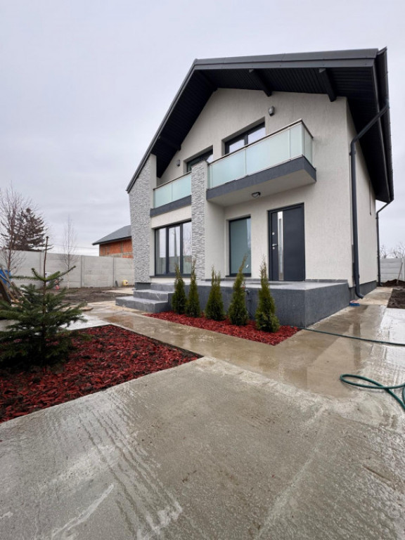 Clinceni, vila individuala, P+M, 130mp, teren 357mp, finisaj