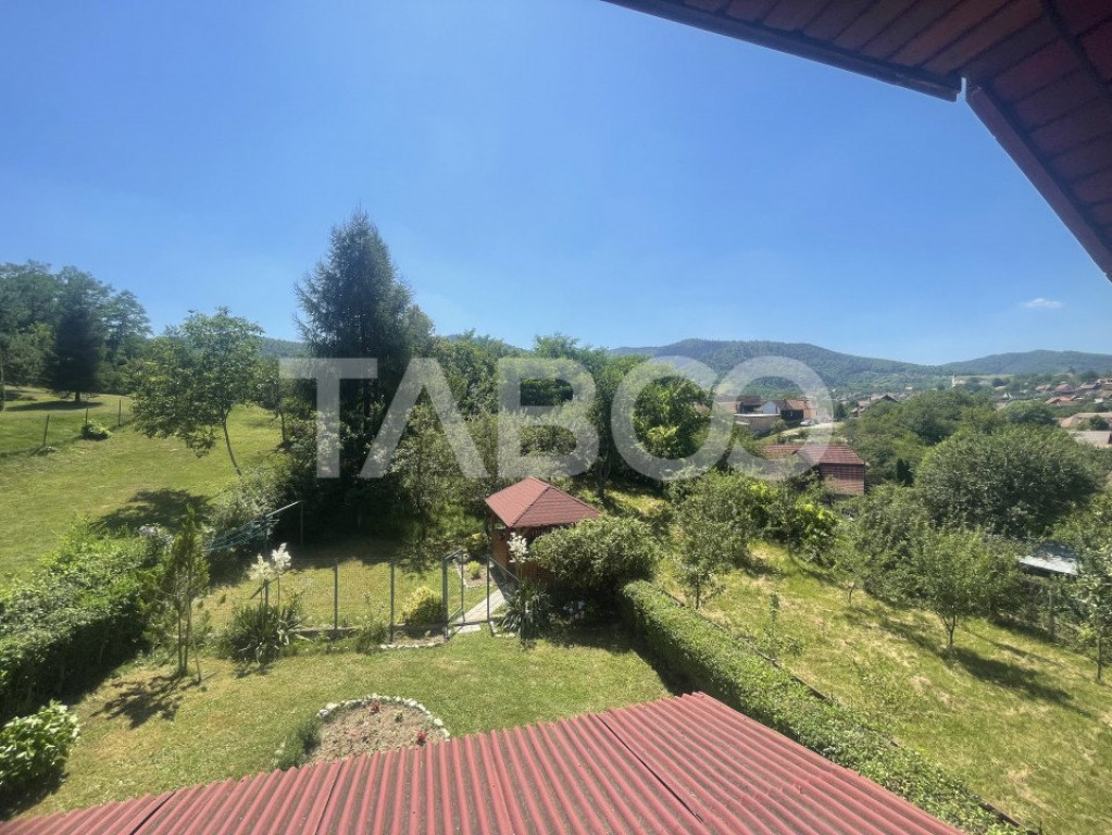 Casa individuala intr-o zona superba cu teren de 1030 mp Val