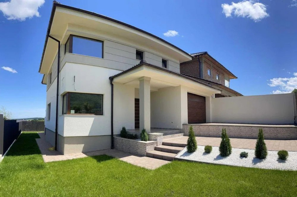 Casa cu 5 camere, Cisnadie- Sibiu