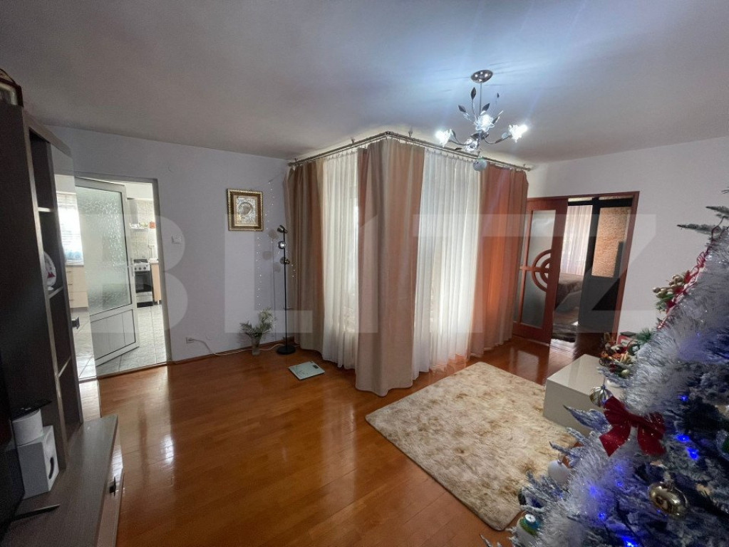 Apartament 3 camere, 84 mp utili, zona Bulevardul Republicii