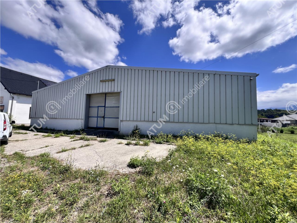 Hala de 918 mp utili si teren de 2400 mp cu acces de tir in