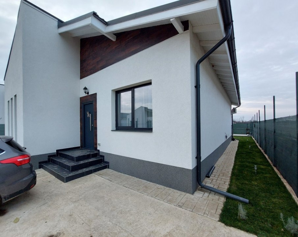 Vila individuala 4 camere - La cheie - Incalzire pardoseala - Teghes