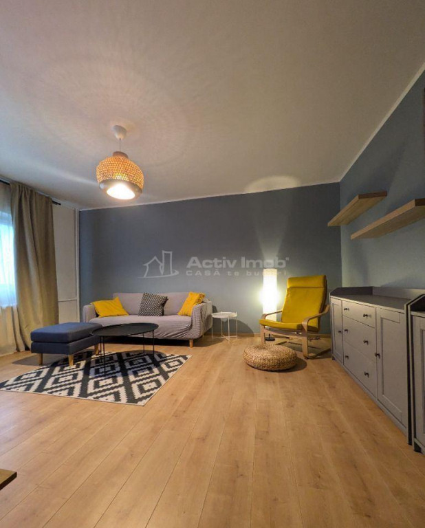 3 camere 13 septembrie sebastian