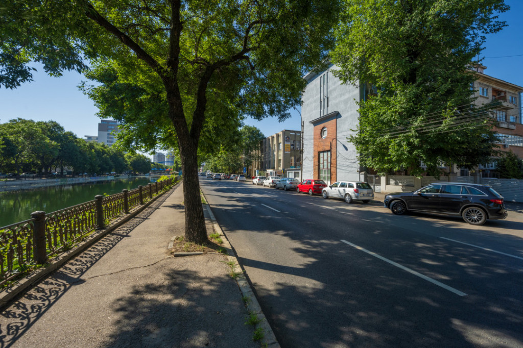 Apartament cu 2 camere - vedere spre Splai -Metrou Timpuri N