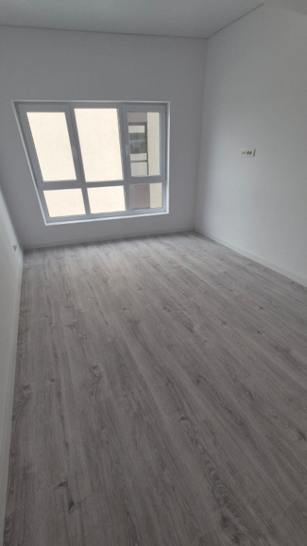 Ap. 2 cam decomandat, bloc nou - Tătărași, lift