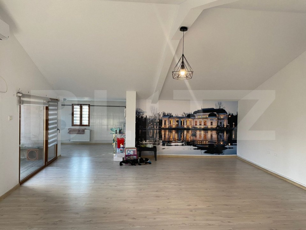 Casa cu 5 camere, 1000 mp teren, locuibila sau pentru invest