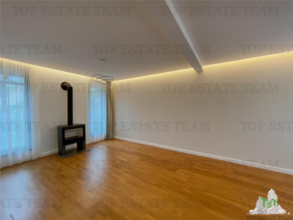 Casa de / Pipera / Scoala Americana