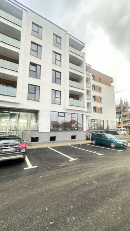 DALIEI 2 camere semifinisat bloc nou cu lift, panorama !