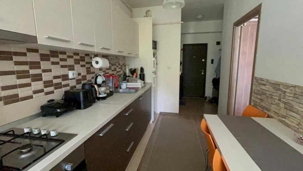 Apartament 2 camere de vanzare