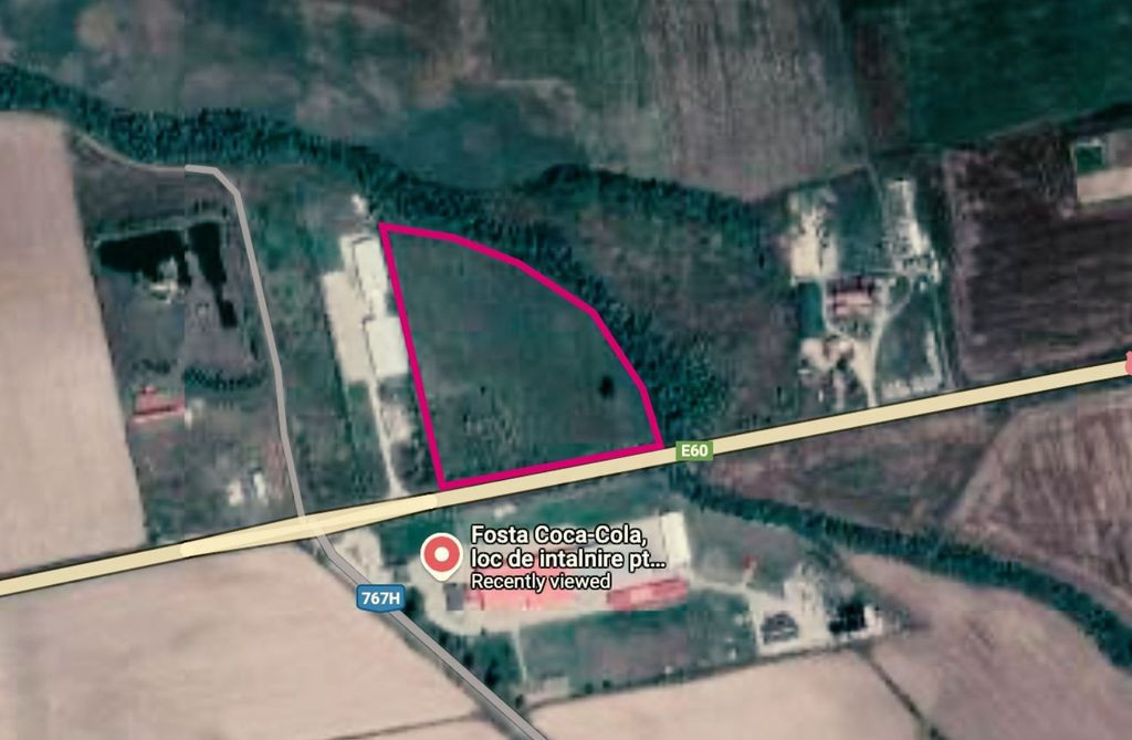 Teren intravilan, Săcădat, 27 921 mp. 9,5 Euro/mp. Comi...