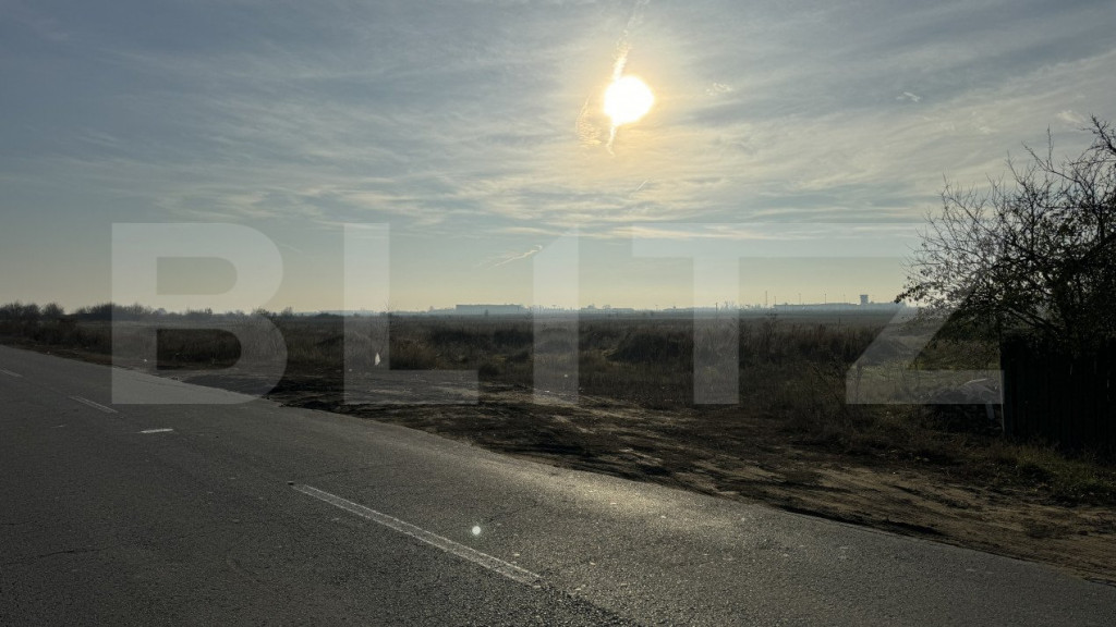 Teren IV 7.500 mp, toate utilitățile la front de 25 m, zon