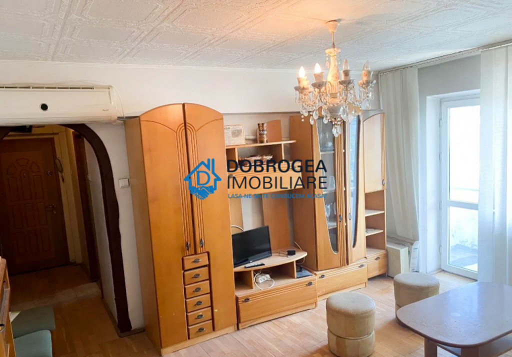 Ultracentral, decomandat, etaj 3