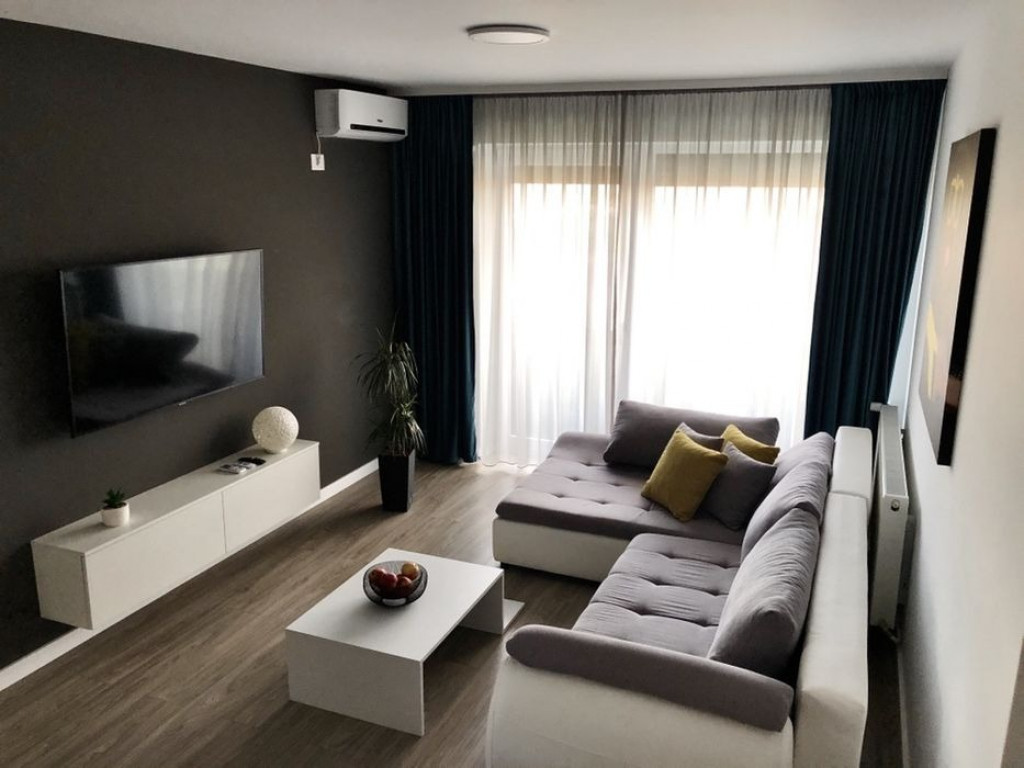 Apartament decomandat , situat in Calea Girocului