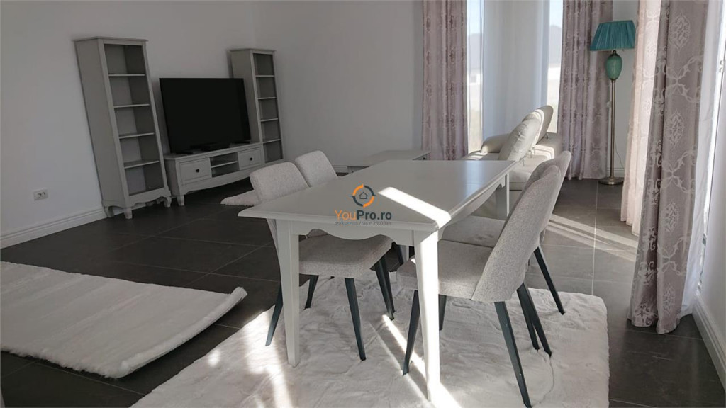 Casa la cheie in Santandrei