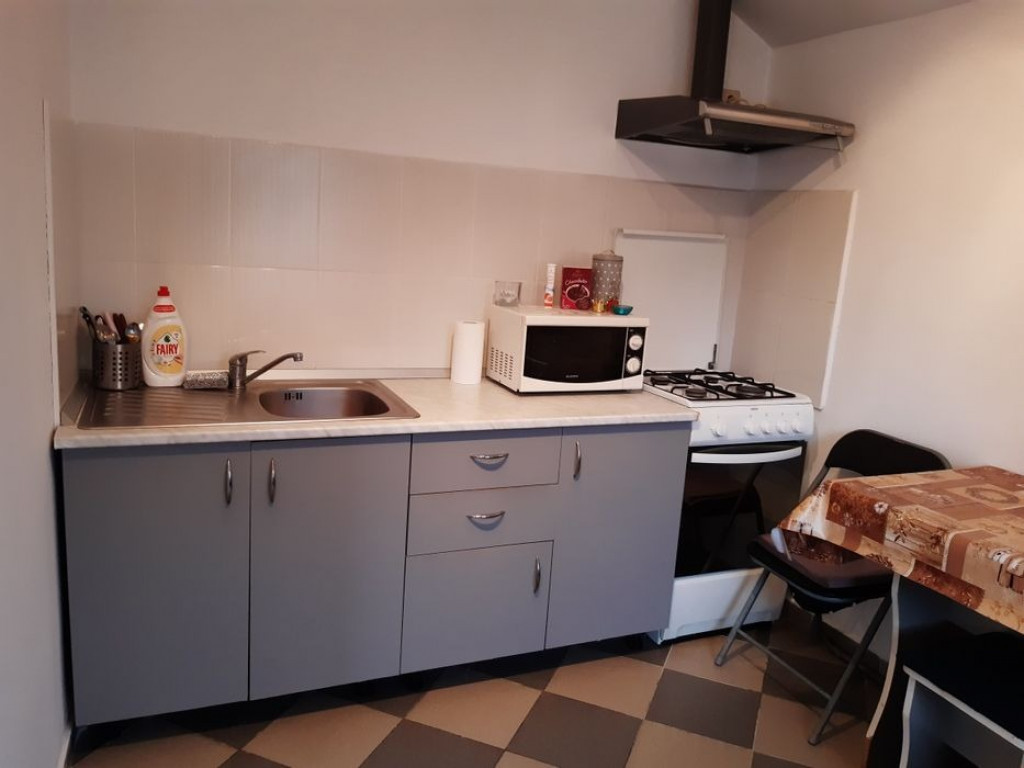 Inchiriez apartament 1 camera