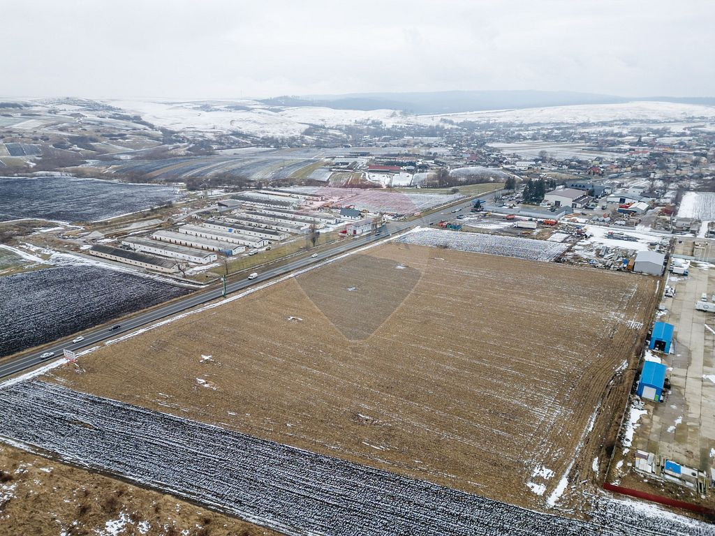 Teren 10,000mp Ilisesti / DN 17