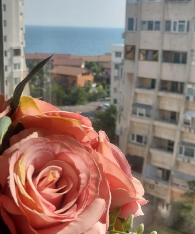 Apartament 3 camere in zona Faleza Nord