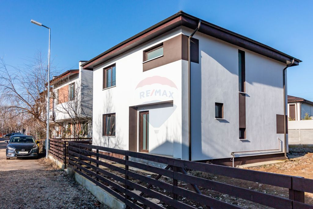 Oaza de relaxare/ Vila individuală lângă pădure la 15...