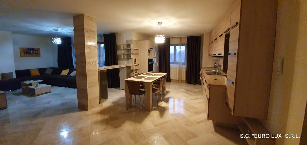Apartament de LUX 3 camere - Zona Gradiste