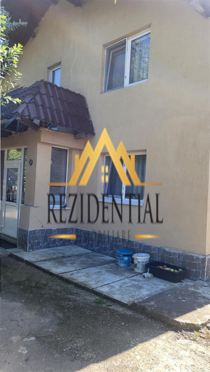 CASA CU MANSARDA - MANOLESTI