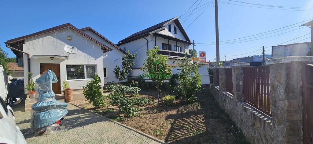 Casa 4 camere / Matei Basarab/444 mp