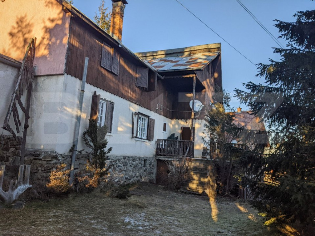 Oportunitate de investitie! Casa/cabana in Statiunea Muntele