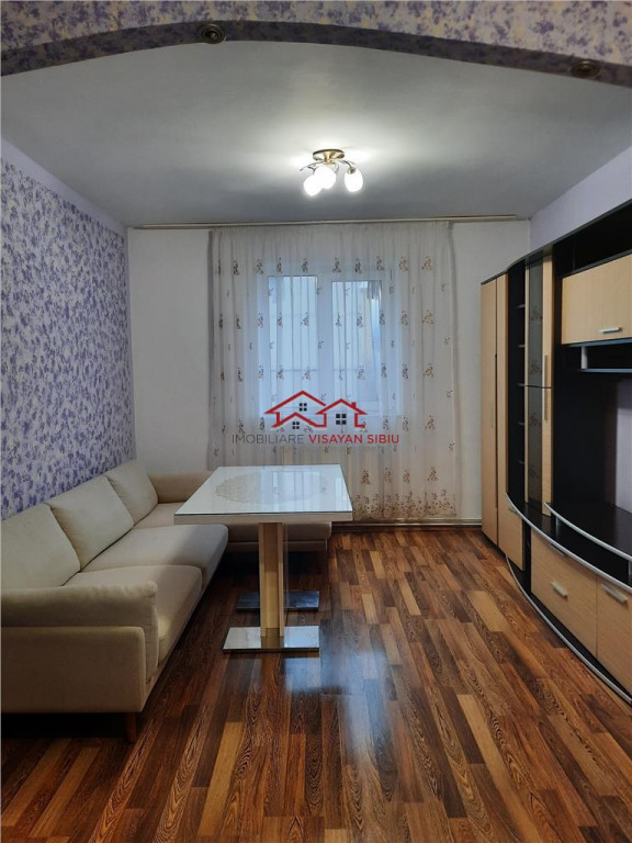 Ap.3 camere oras Cisnadie,la 10km de Sibiu,comision 0