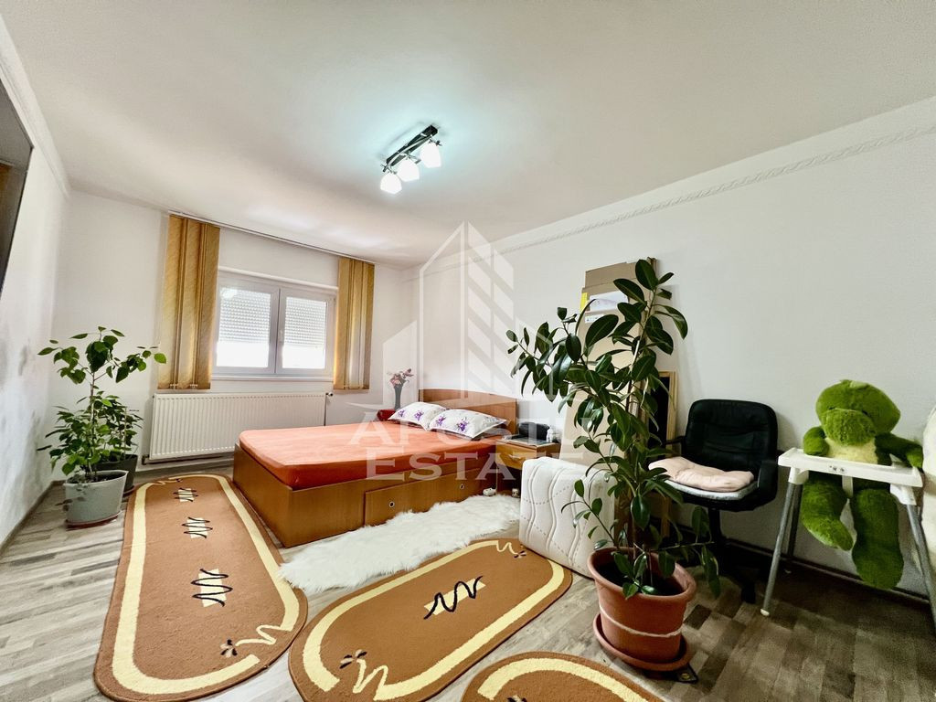 Apartament 2 camere, decomandat, centrala proprie, zona D...