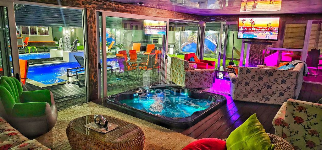 Casa individuala , piscina si jacuzzi, LUX, zona Calea Ar...