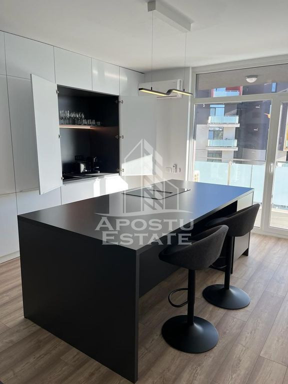 Apartament 2 camere, totul nou, loc parcare subteran, Viv...