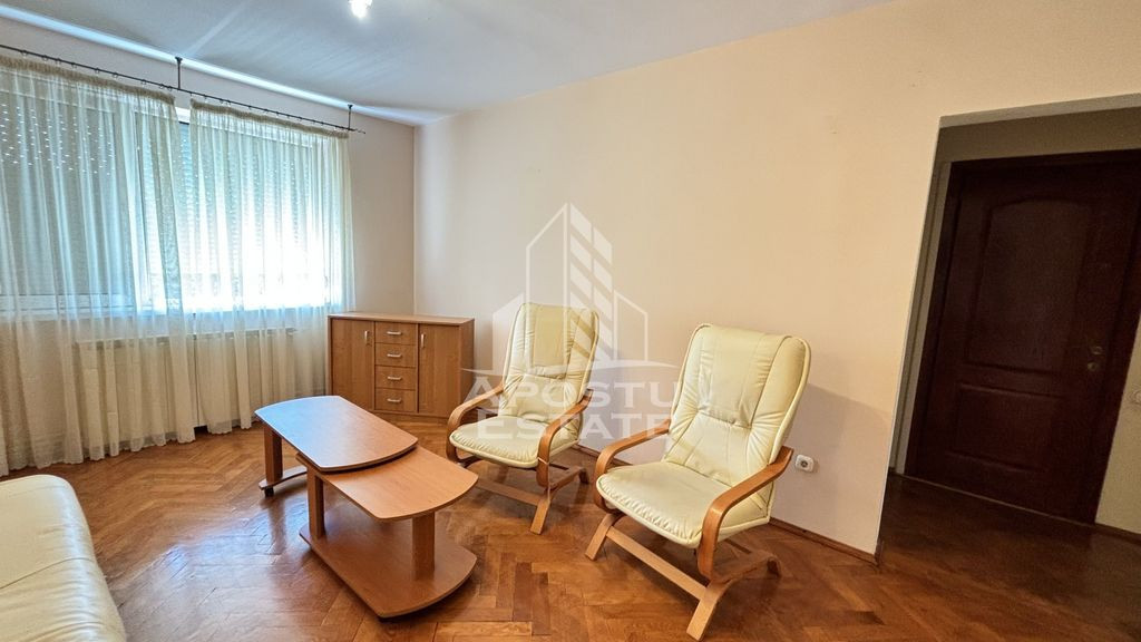 Apartament cu 3 camere, centrala proprie, Complexul Stude...