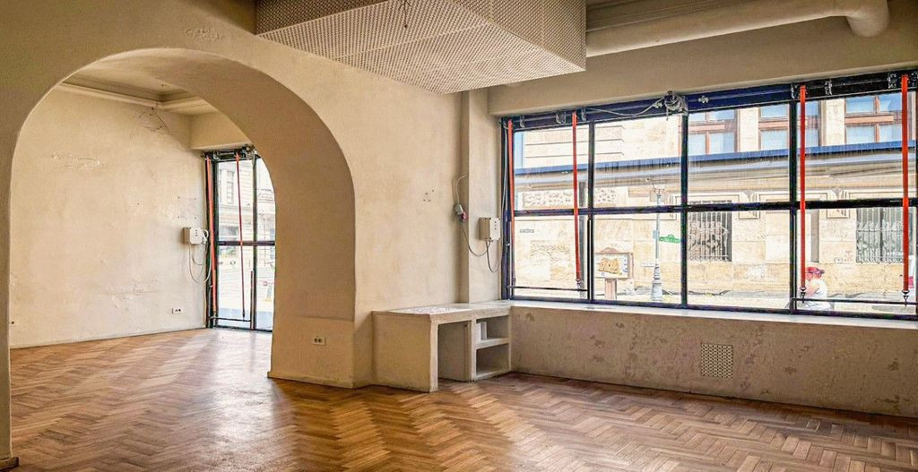 Calea Victoriei adiacent sp 105 mp open space