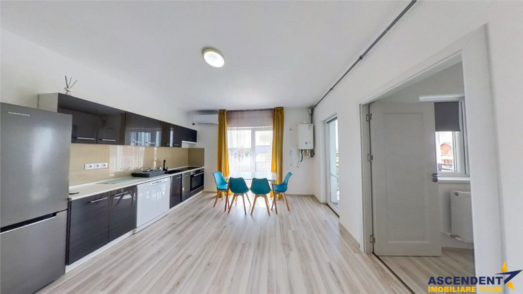 Tur Virtual! Constructie noua, decomandat si rafinat, loc pa