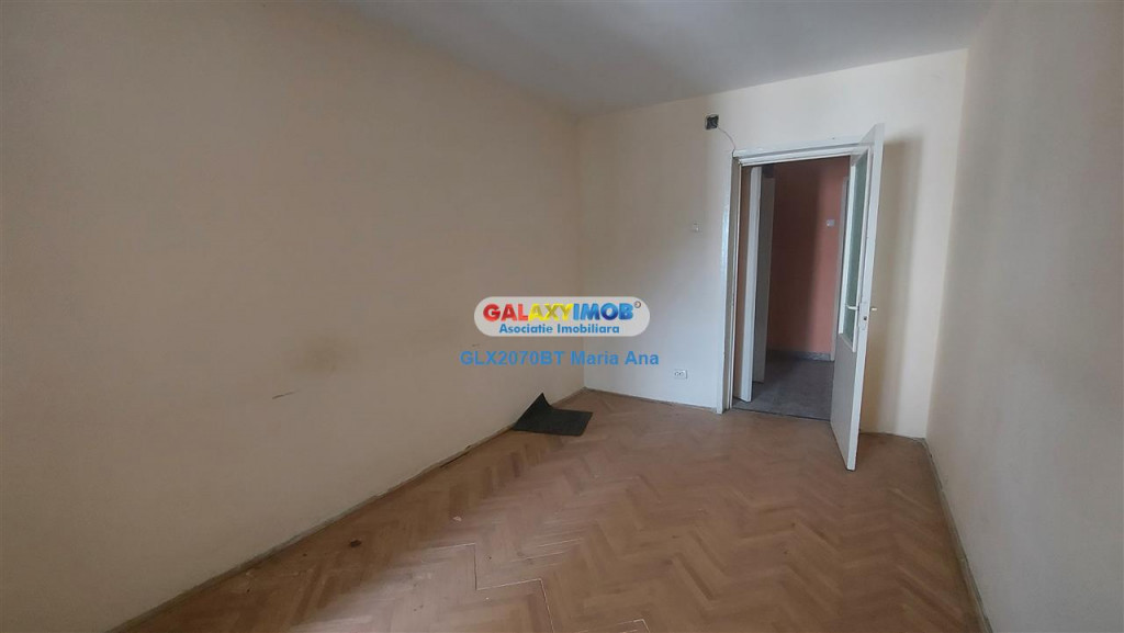 Camera camin, etaj intermediar, zona Turnul de Apa!