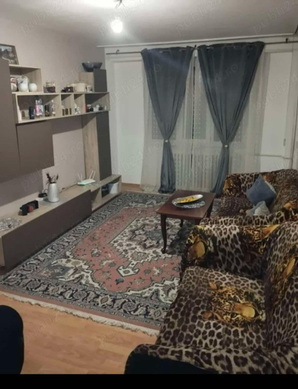 Apartament cu 3 camere, circular zona Vlahuta.