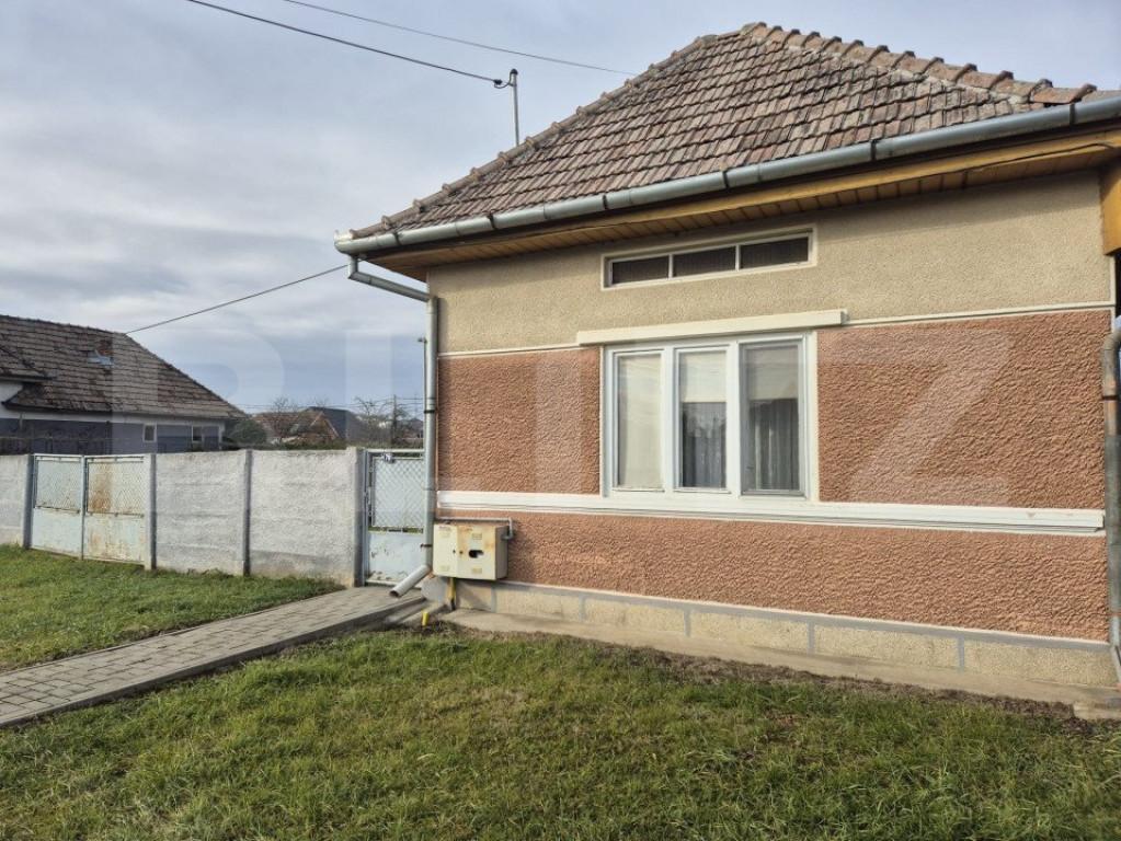 Casa de vanzare Nazna strada Principala 1400 mp teren