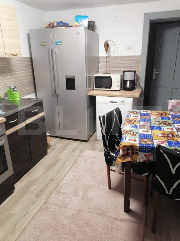 Casa de vanzare cu 4 camere