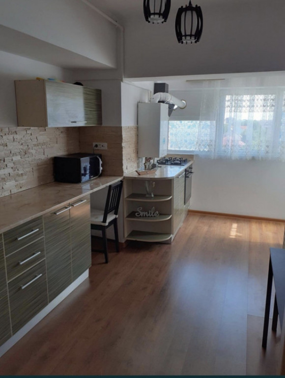 Apartament 2 camere decomandat 4/15, piscina ,parcare, Ansam